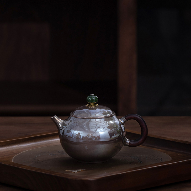 蜂鸟&茶家十职 金印紫绶木把碧玉钮垫金片光面紫皮小银壶茶壶茶具